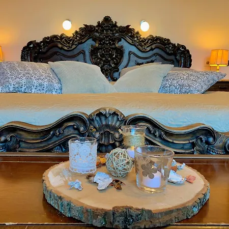 Renting A Whole Castle For Your Holiday Why Not 度假居